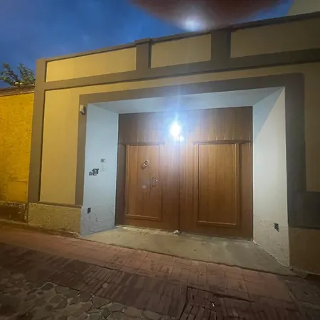 公寓式酒店 Luxar &