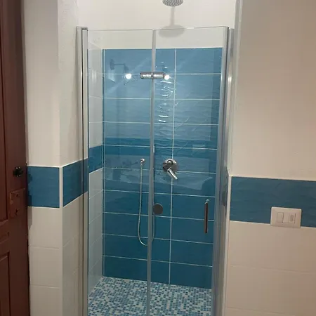 Luxar & 公寓式酒店