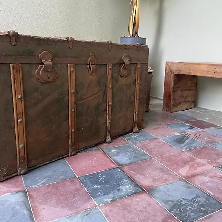 公寓式酒店 Luxar & 3*