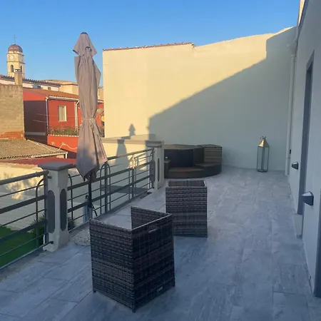 Luxar & 公寓式酒店