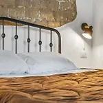 Luxar & Apartahotel Assemini