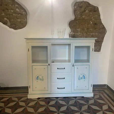 מלון דירות Luxar & 3*