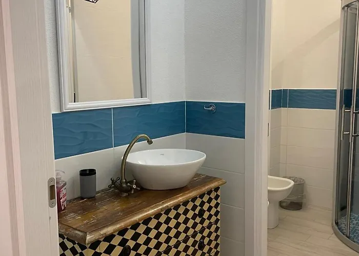 Apart Otel Luxar & 3*